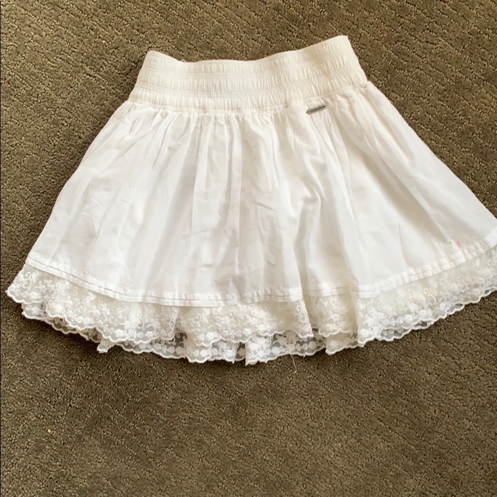 Abercrombie kids, girls white skirt, size small